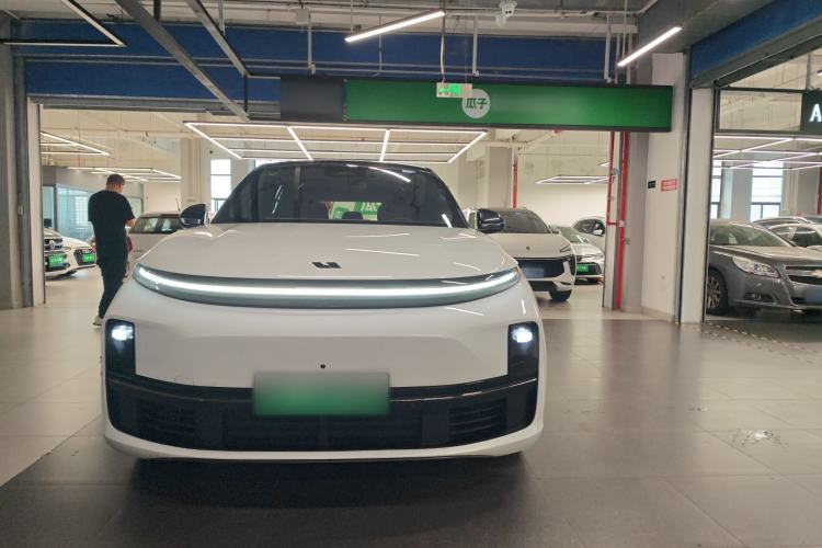 Used Li Auto L7 2023 Pro Model Front