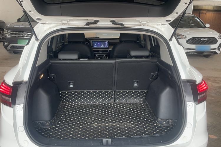 Used Geely Auto Coolray 2023 1.5T DCT Platinum Edition
