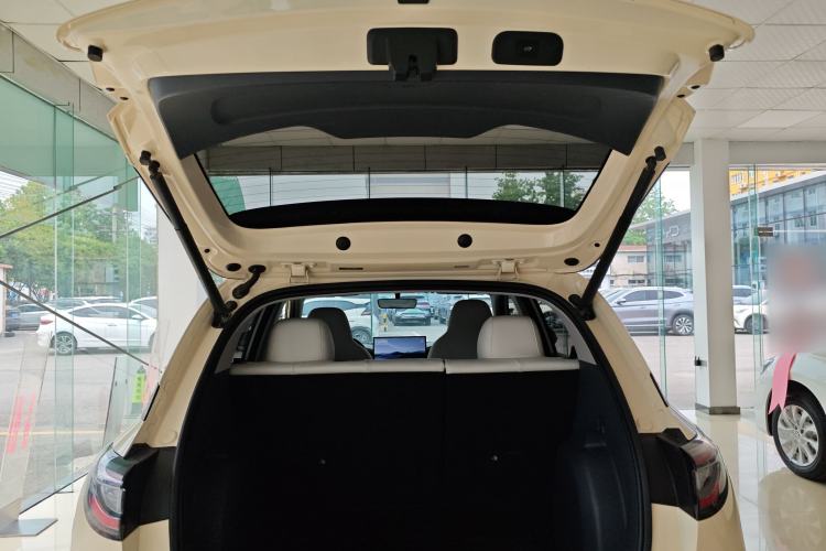 Used Geely Galaxy Geome 2025 310km Dream Edition Trunk