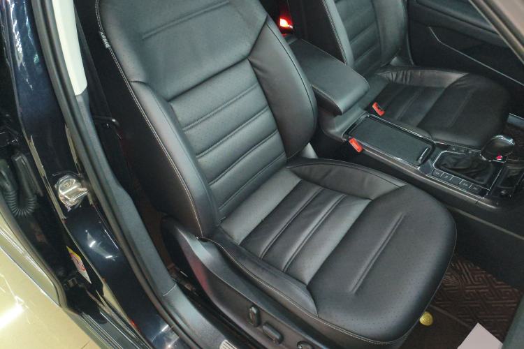 Used Volkswagen Passat 2017 330TSI DSG Prestige Edition Right Front Seat