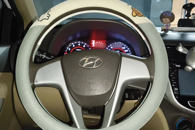Used Hyundai Verna (older generation) 2010 Sedan 1.4L Automatic Fashionable GT Model
