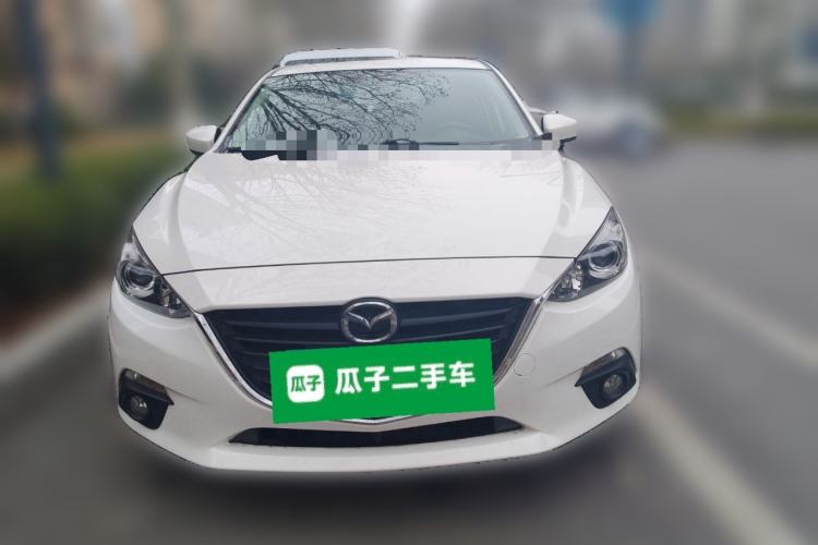 Used Mazda Mazda 3 Axela 2016 Sedan 1.5L Automatic Luxury Model
