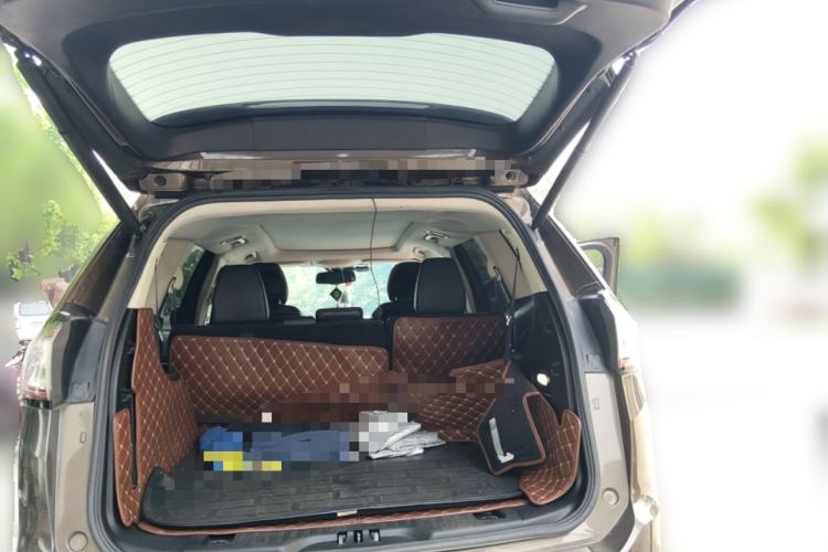 Used Ford Edge 2016 EcoBoost 245 Two-Wheel-Drive Titanium 7-Seater
