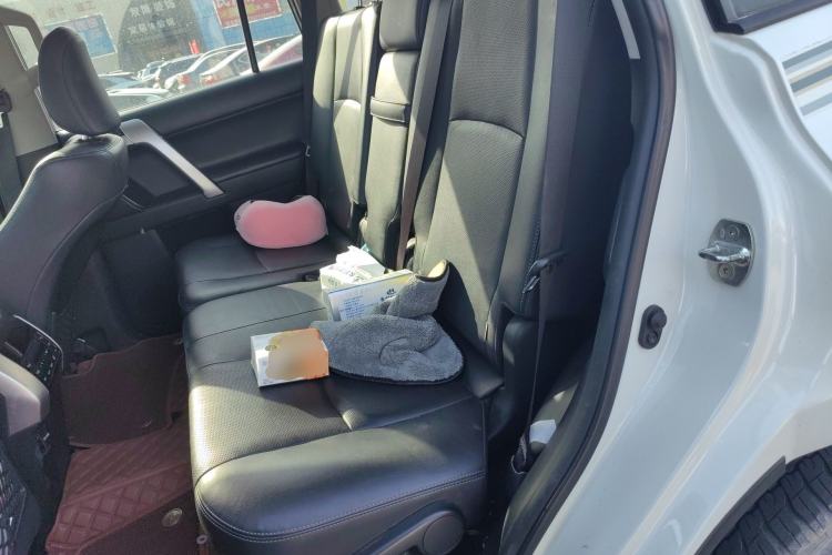 Used Toyota Prado 2018 3.5L Automatic TX-L with Rear-Mounted Spare Tire Left Rear Seat