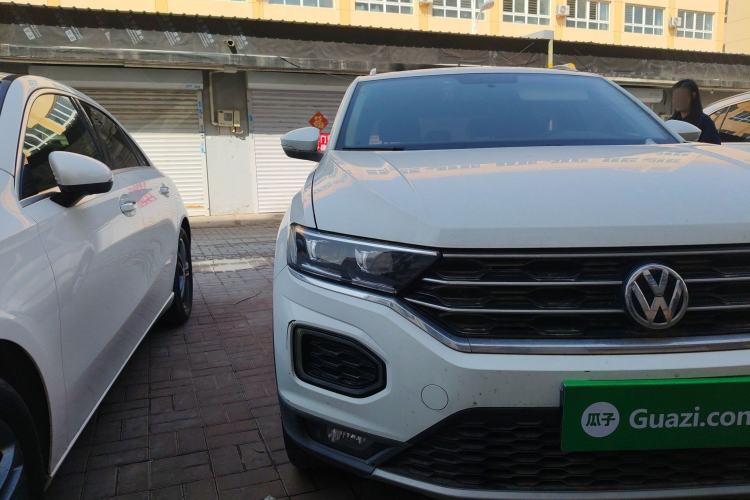 Used Volkswagen T-ROC 2019 230TSI DSG Two-Wheel-Drive Advanced Version China VI Standard Right Front Headlight