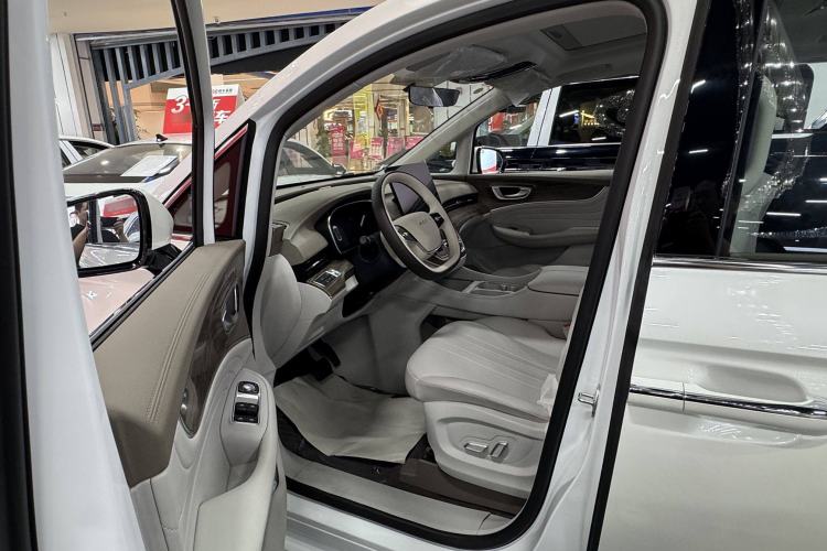 Used Roewe iMAX8 New Energy 2025 1.5T DMH Lu Zun Deluxe Edition
