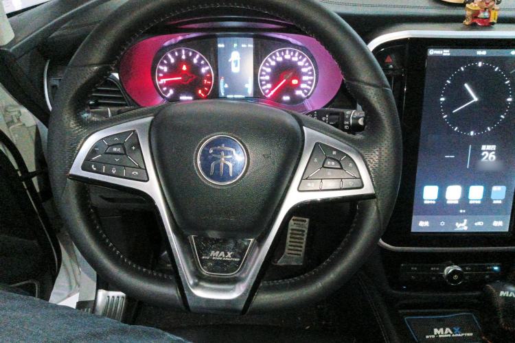 Used BYD Song MAX 2018 1.5T Automatic Smart Connect Flagship 7-Seater Steering Wheel