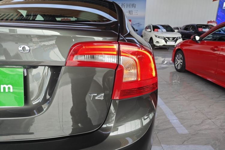 Used Volvo S60 2018 S60L T4 Smart & Ambitious Edition