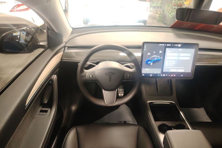 Used Tesla Model Y 2021 Long-Range All-Wheel-Drive Version 3D7
