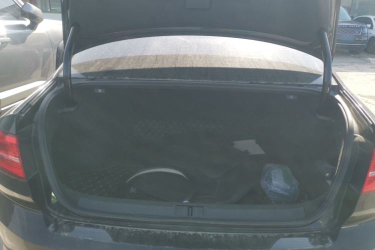 Used Volkswagen Magotan 2019 330TSI DSG Leading Model China VI Standard Trunk