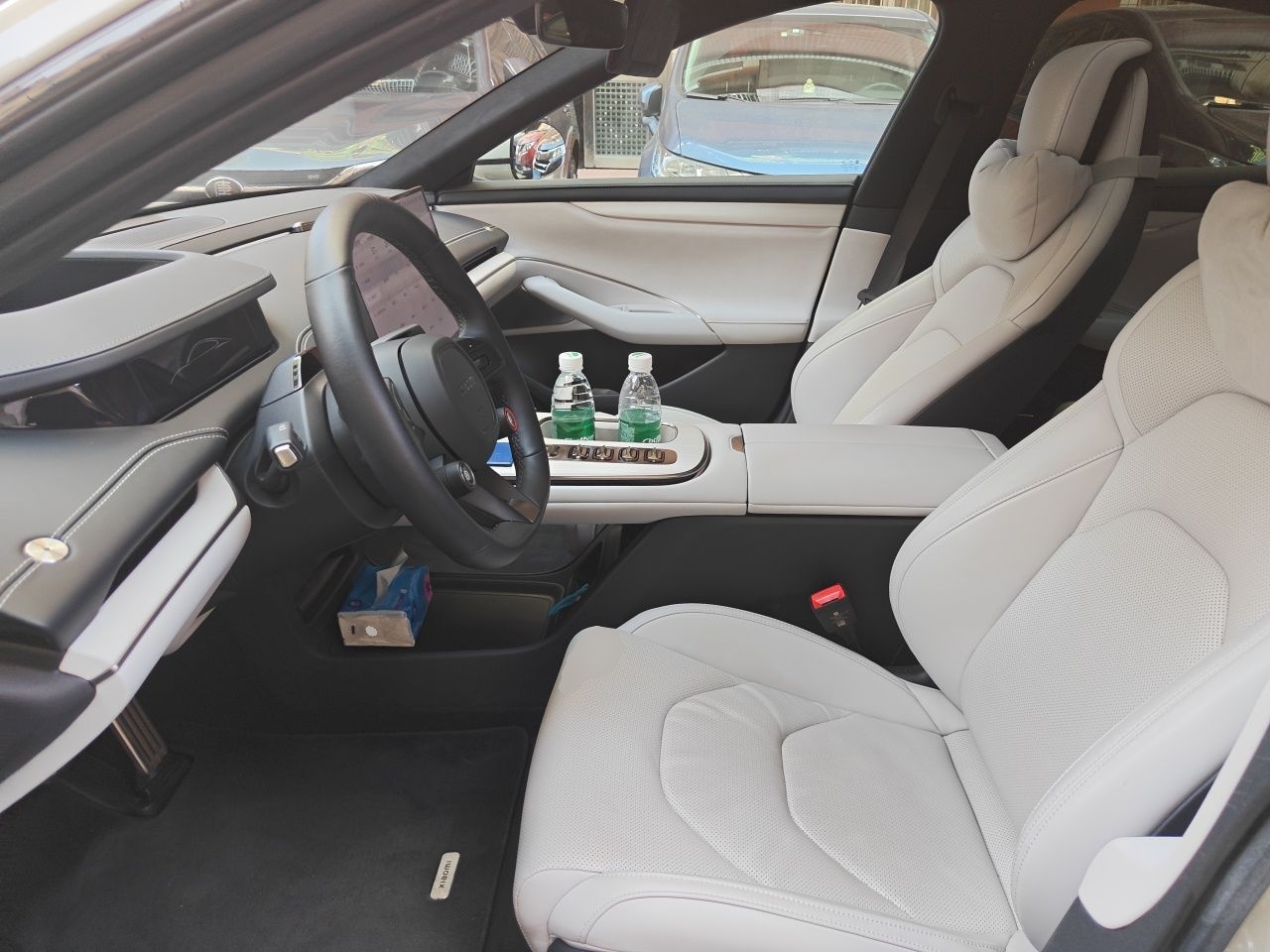 Xiaomi Auto SU7 2024 Four-Wheel Drive Ultra-Long Range Advanced Intelligent Driving Max Edition — снимка 15