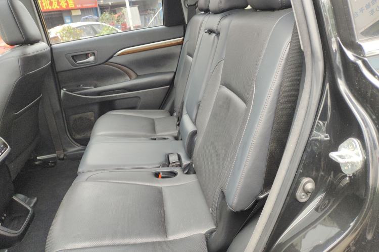 Used Toyota Highlander 2018 2.0T Four-Wheel Drive Prestige Version 7 Seats China V Emission Standard