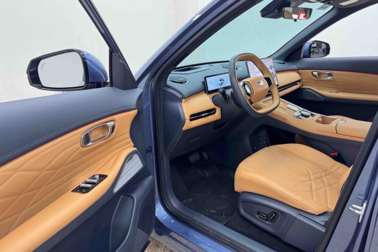 Used Geely Galaxy Xingjian 7 EM-i 2025 120km Flagship Edition
