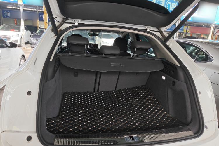 Used Audi Q3 2018 35 TFSI Fashion Edition Collector's Model
