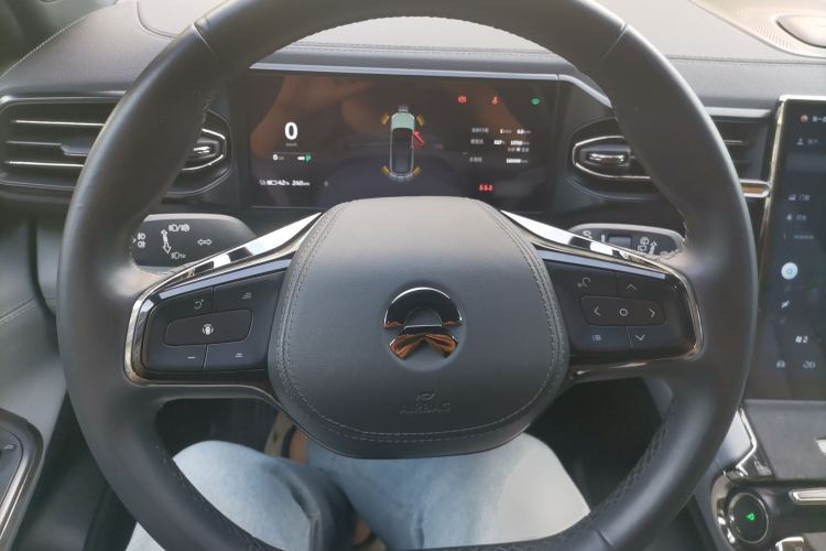 Used Nio ES8 2020 450 km Signature Edition 7-Seater Version
