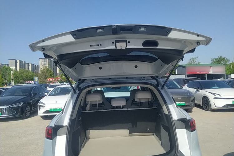 Used BYD Yuan UP 2025 Intelligent Driving Version 401 KM Dynamic Edition Trunk