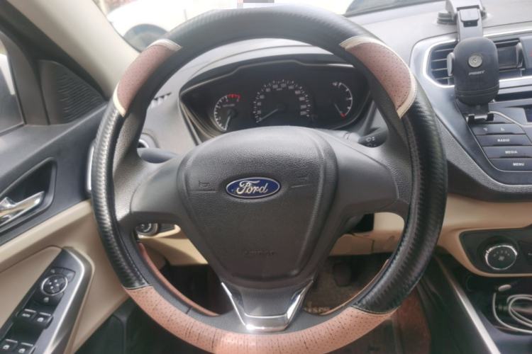 Used Ford Escort 2015 1.5L Manual Comfort Model