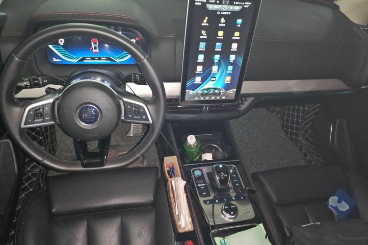 Used BYD Tang New Energy 2019 EV600D Four-Wheel Drive Smart Connect Genesis Edition Center Console