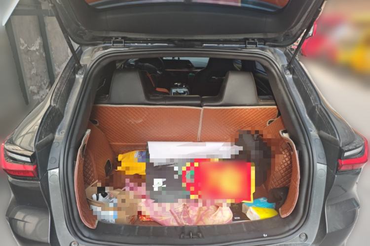 Used CHANGAN OSHAN X5 2022 Sport Edition 1.5T DCT Cyclone Assault Trunk