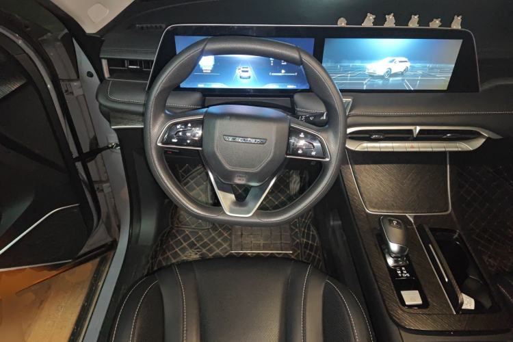 Used Venucia V 2021 260T Idol Edition