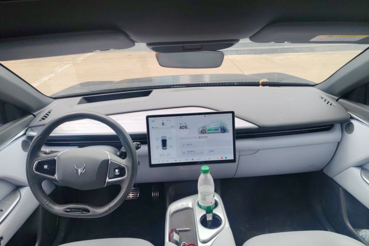 Used ARCFOX Alpha T5 2024 660 MAX Center Console