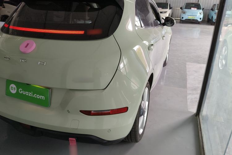 Used ORA Good Cat 2023 401 km Standard Range Premium Version Lithium Iron Phosphate Right Rear Taillight
