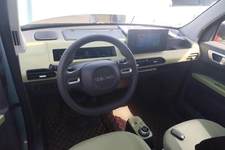 Used Geely Galaxy Panda 2023 Panda Mini 120km Super Cute Bear