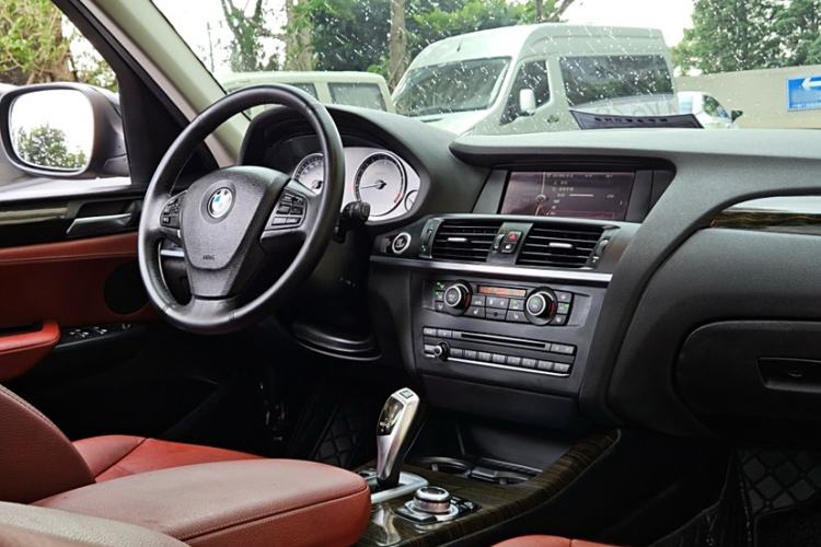 Used BMW X3 2012 xDrive20i Luxury Model
