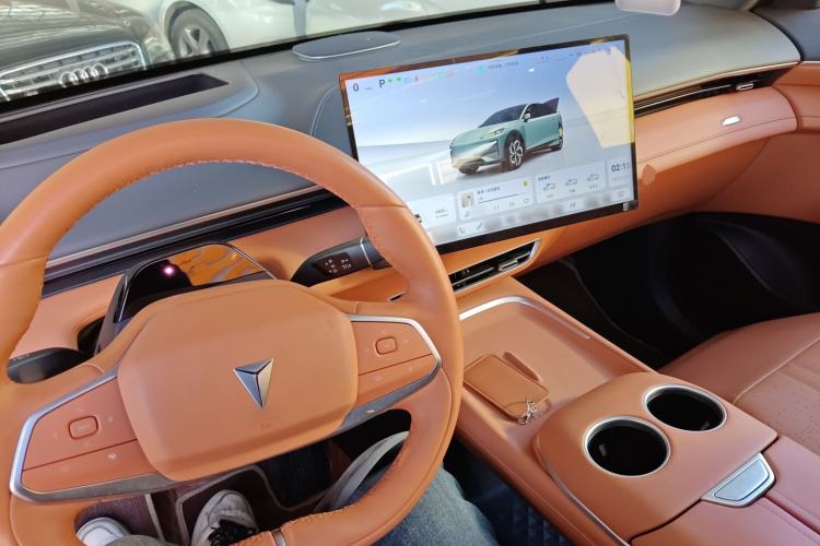 Used Deepal S07 2024 215Max Qiankun Intelligent Driving ADS SE Range-Extended Version
