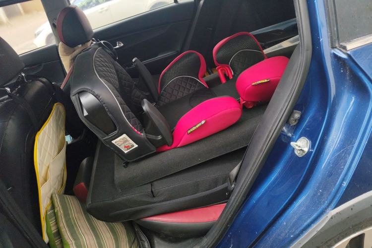 Used Kia KX Cross 2018 1.6L Automatic Dynamic Sunroof Version
