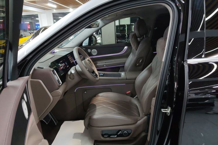 Used Hima AITO M9 2025 Pure Electric Ultra Version 100 kWh 6-Seater Model Left Front Seat