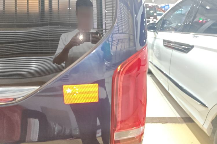 Used Mercedes-Benz V-Class 2020 V 260 Avantgarde Edition