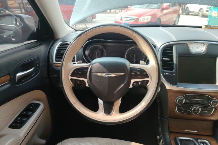 Used Chrysler 300C 2014 3.0L Excellence Edition