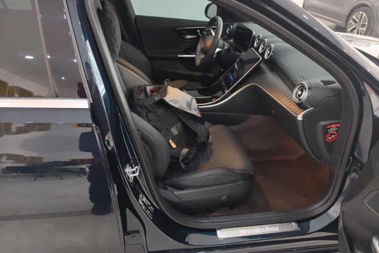 Used Mercedes-Benz C-Class 2024 C 260 L Sport Edition Right Front Seat