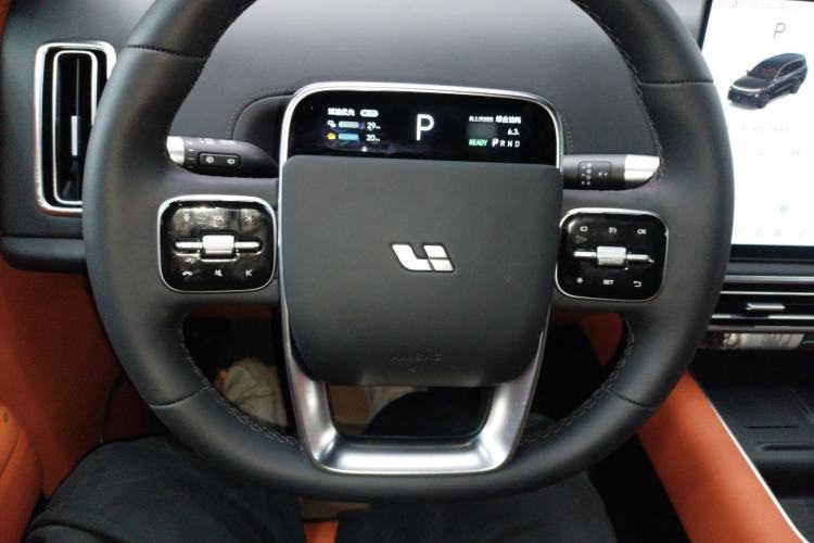 Used Li Auto L9 2025 Pro Smart Refreshed Edition
