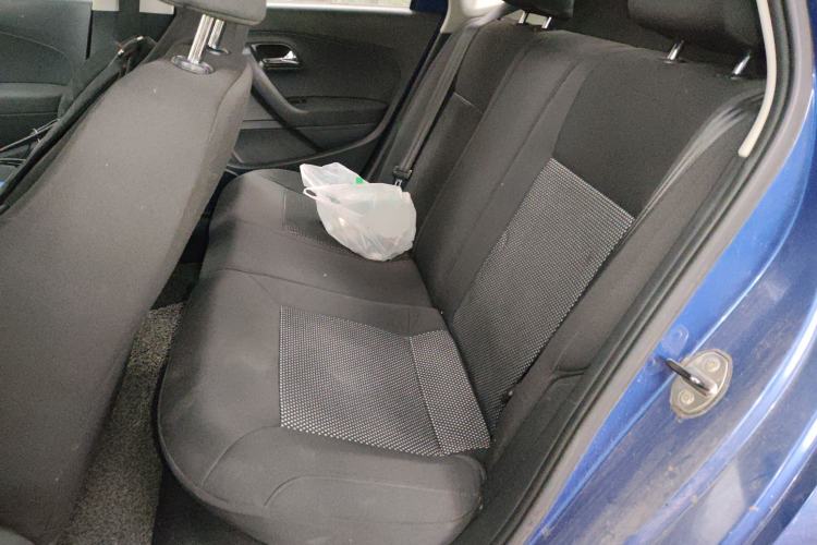 Used Volkswagen Polo 2011 1.6L Automatic ZhiShang Version Left Rear Seat