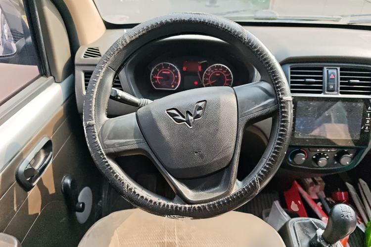 Used Wuling Rongguang S 2021 1.2L Base Model 5-Seater LSI