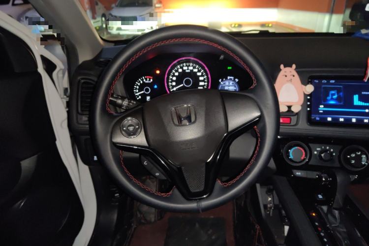 Used Honda Vezel 2017 1.8L CVT Front-Wheel Drive Pioneer Edition