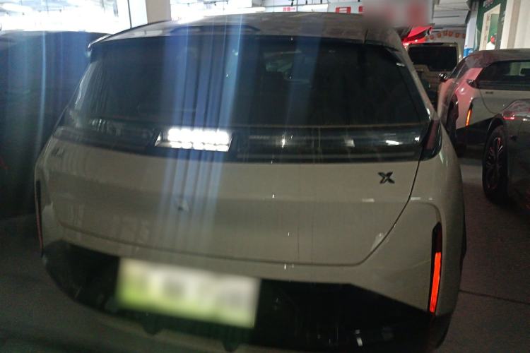 Used Zeekr X 2024 Five-Seater Four-Wheel Drive
