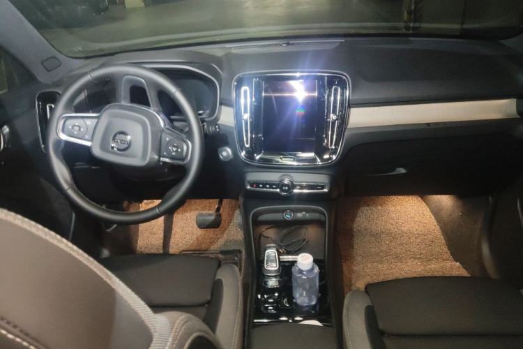 Used Volvo XC40 2024 B3 Zhiyuan Luxury Edition