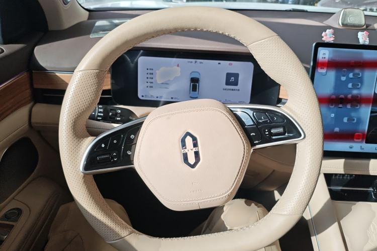 Used Hima AITO M7 2024 1.5T Intelligent Driving 4WD Max Edition 5 Seats
