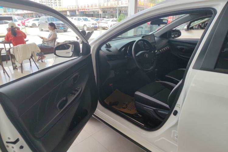 Used Toyota YARiS L Zhi Xuan 2021 X-Trail 1.5L CVT Leading Edition
