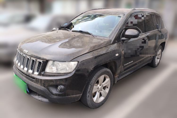 Used Jeep Compass 2011 2.4L four-wheel-drive sport version