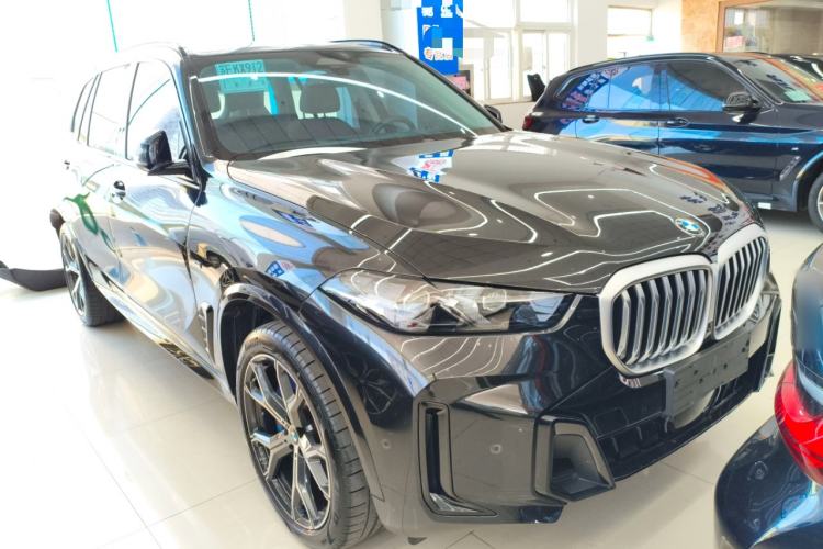 Used BMW X5 2023 xDrive 30Li Luxury M Sport Night Edition Package
