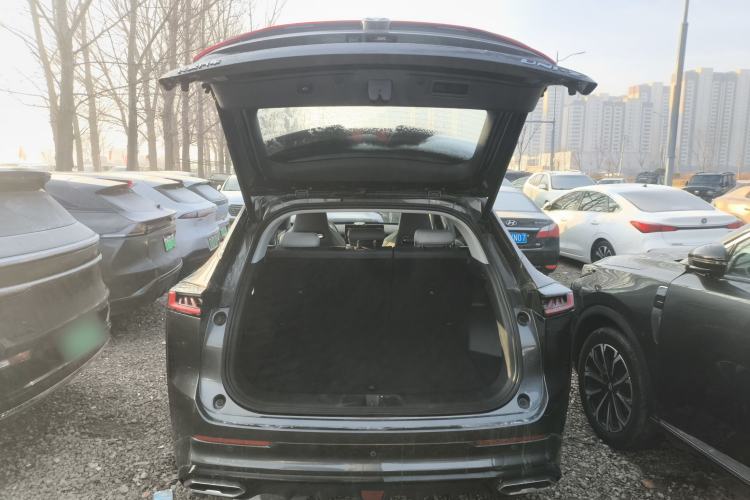 Used Changan UNI-Z New Energy 2025 Smart New Blue Whale 125km Battleship Edition
