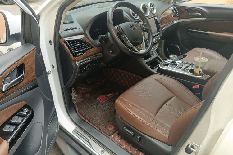 Used BYD Tang New Energy 2015 2.0T Four-Wheel-Drive Flagship Model Driver Seat