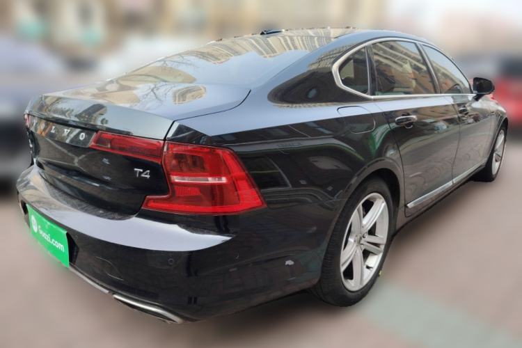 Used Volvo S90 2018 T4 Zhiyuan Edition