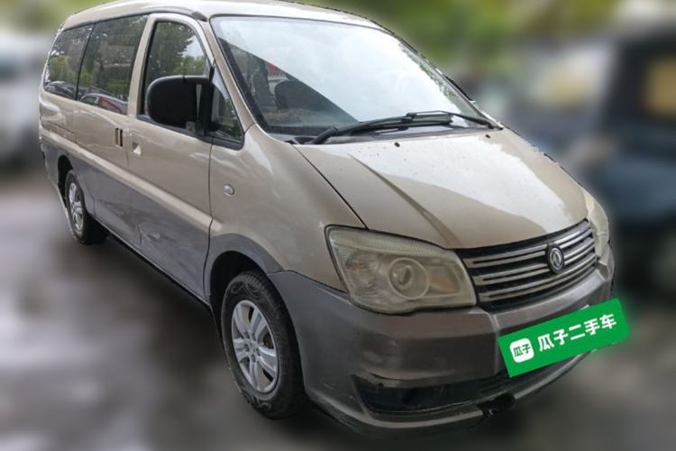 Used FORTHING Lingzhi 2015 M5 Q7 2.0L 7-seat Long-Wheelbase Comfort Model
