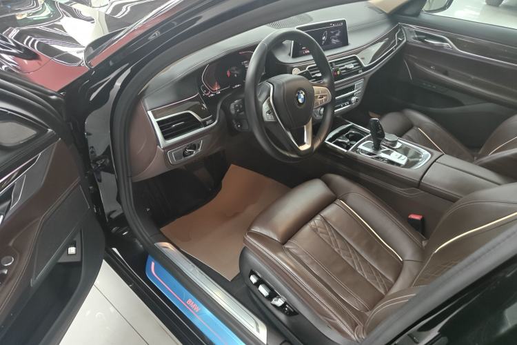Used BMW 7 Series 2021 730Li Luxury Package