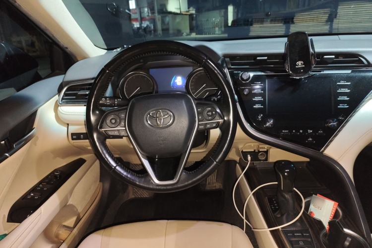 Used Toyota Camry 2018 2.5G Luxury Edition